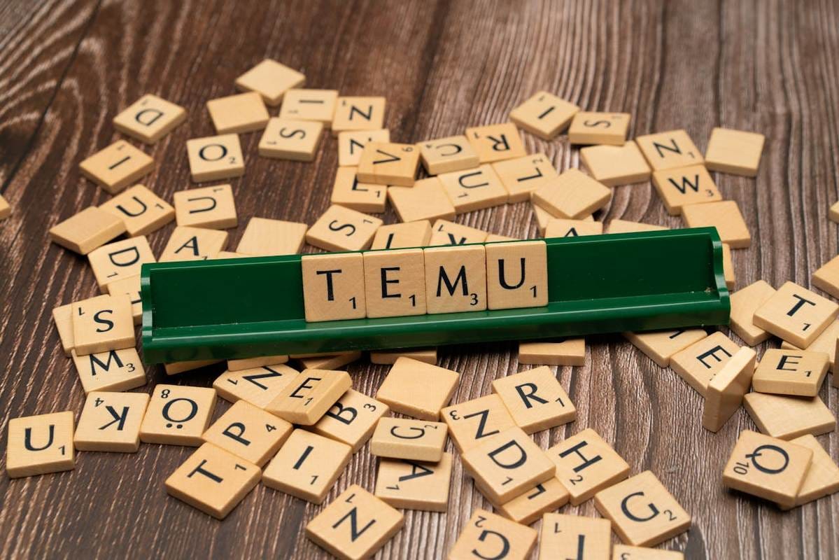 Temu wording on a table