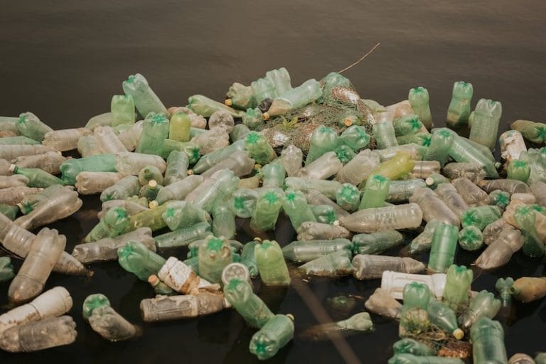 Ocean waste plastic